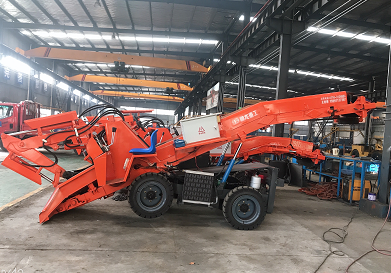 80型輪式皮帶式扒渣機發(fā)往荊門